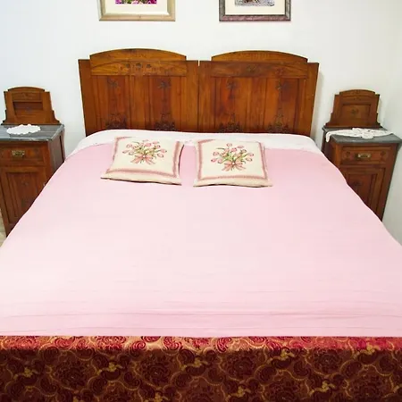 Lovely In 아파트 *